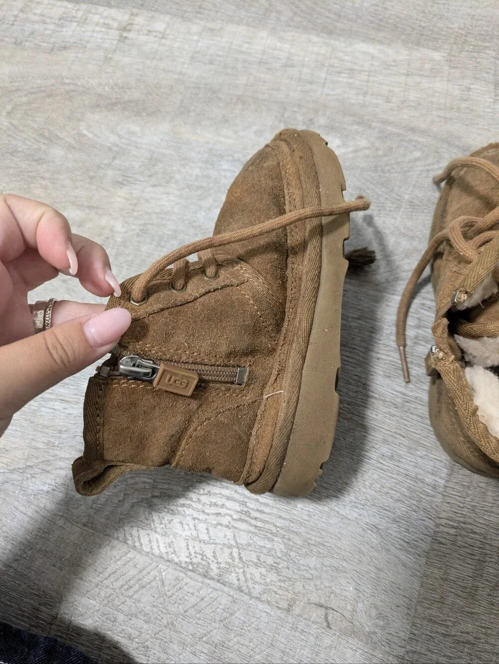 UGG Neumel II Boots Size 8
